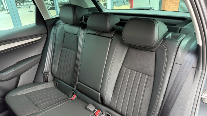 Skoda Karoq 1.5 TSI SE L Edition 5dr DSG Petrol Estate - Image 16